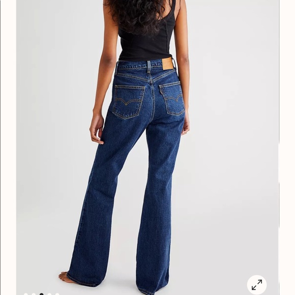 Leviβs 70s High Rise Flare Jean in Sonoma Wash - Picture 2 of 9